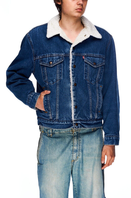 Vintage LEVI'S Trucker Jacket Blue Denim Cotton Men's Made In USA Size 42