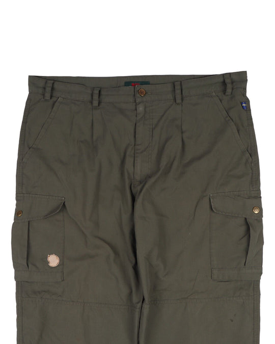 Vintage FJALLRAVEN Cargo Pants Green Mens Outdoor Trousers Size 27 / 54