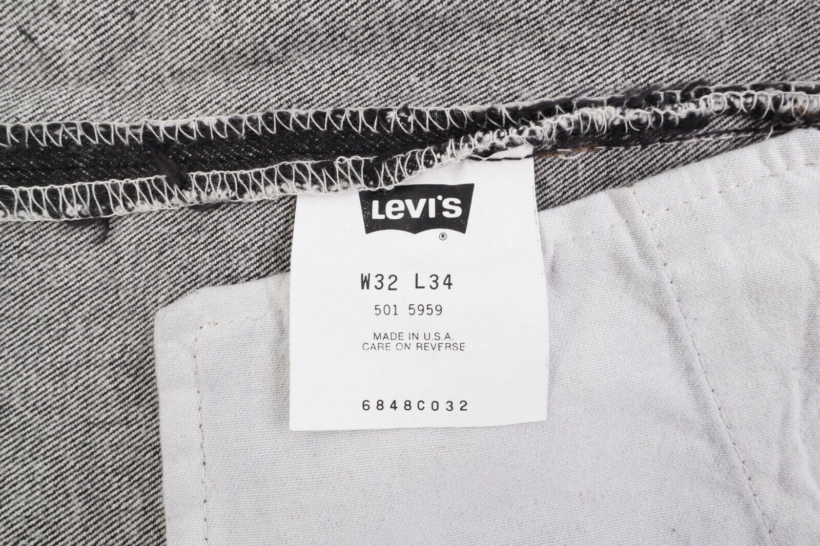 Men's Vintage LEVI`S USA 501 Charcoal Grey Original Fit