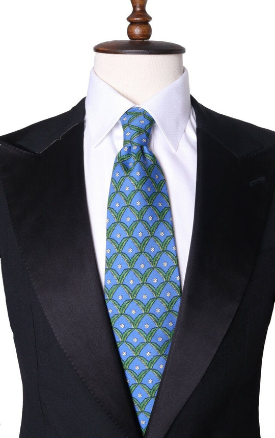 Men's YVES SAINT LAURENT PARIS Vintage 100% Silk Blue Palm Branch Motif Tie